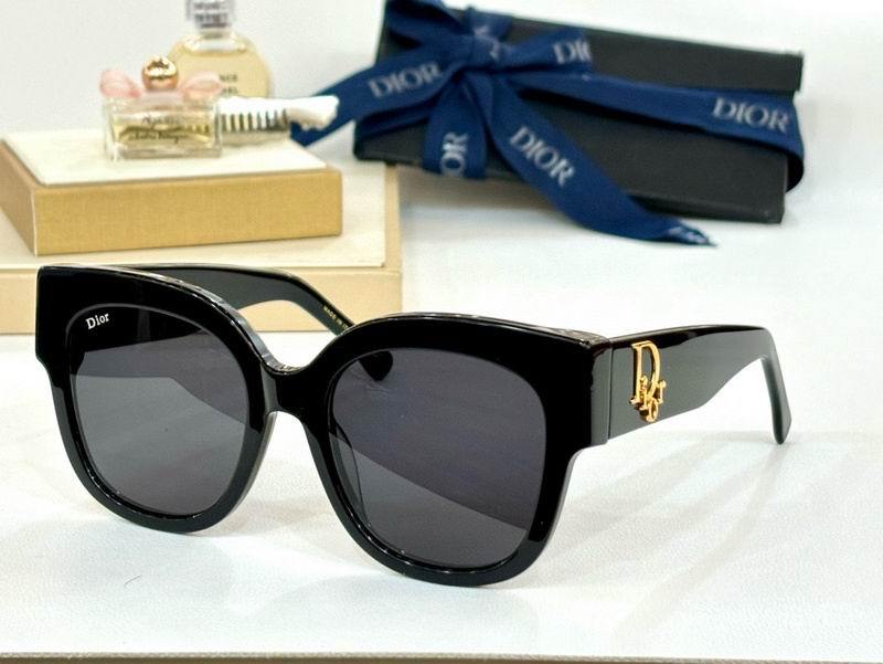 DIOR Sunglasses 852